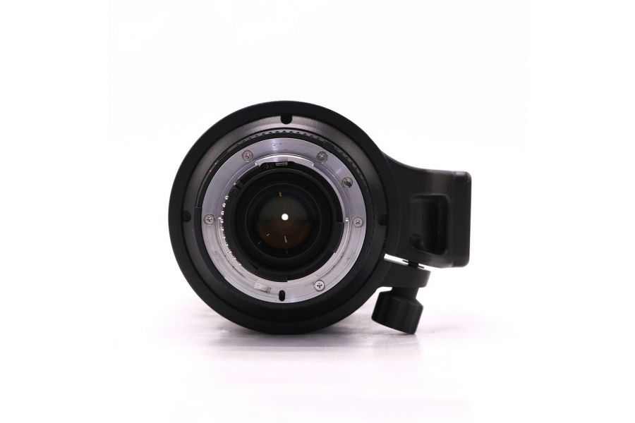 Nikon 80-400mm f/4.5-5.6D ED VR AF Zoom-Nikkor.