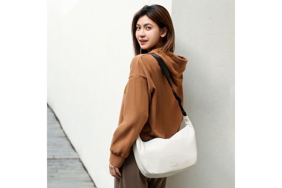 Сумка стильная кроссбоди Ulanzi HMN1 для города