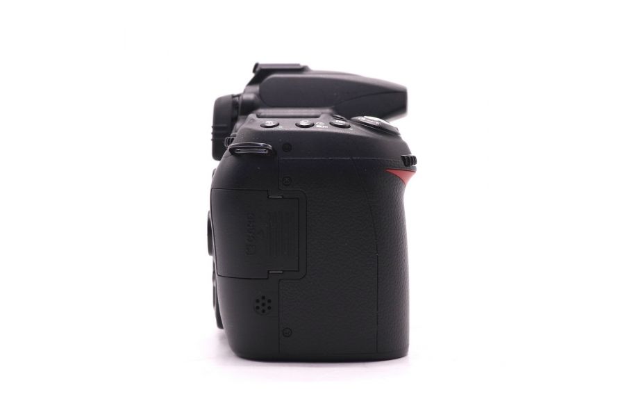 Фотокамера Nikon D90 body (пробег 11055 кадров)