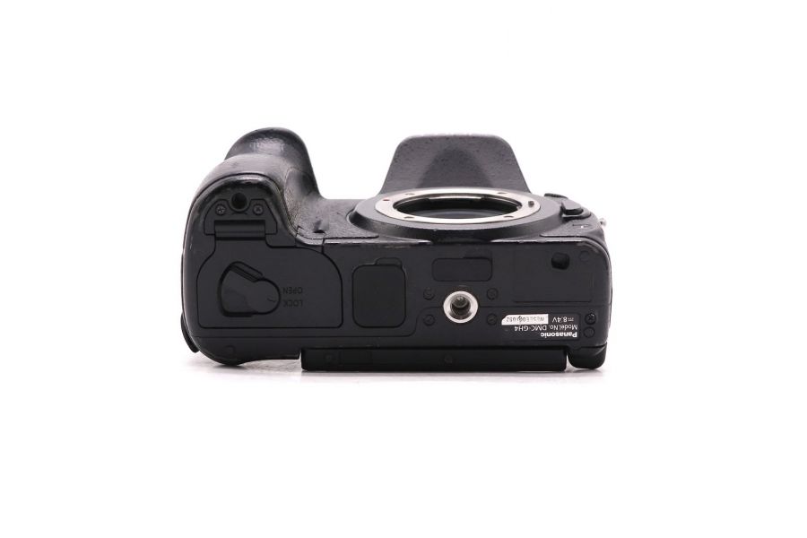 Panasonic Lumix GH4 body (пробег 84000 кадров)