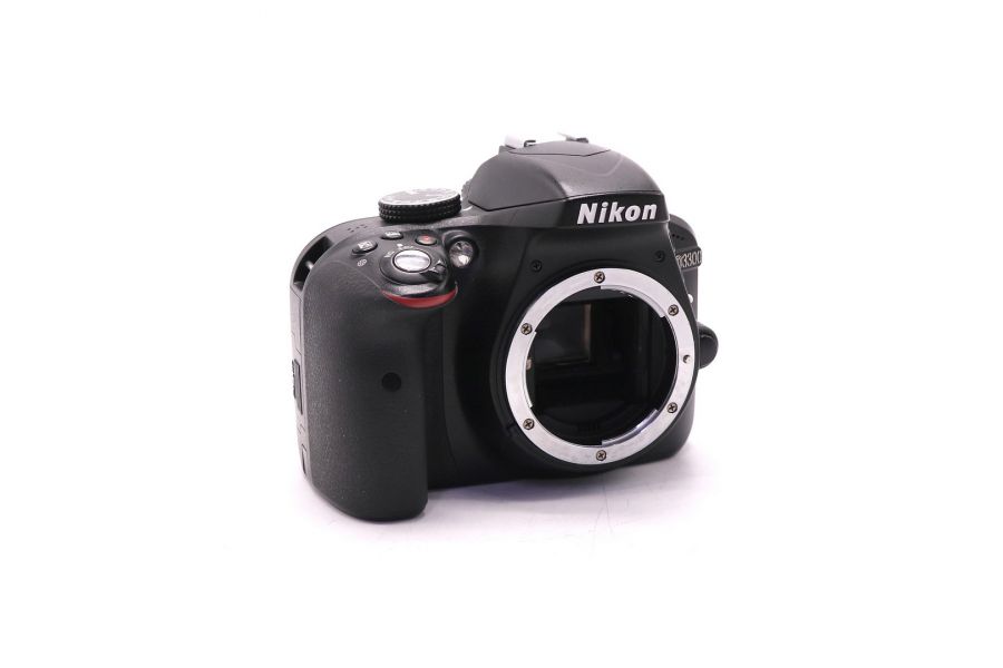 Камера Nikon D3300 body (пробег 8450 кадров)