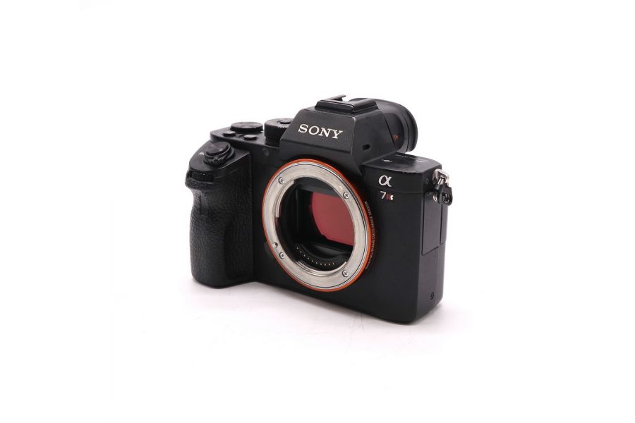 Sony A7RII ILCE-7RM2 body в упаковке  (пробег 65415 кадров)