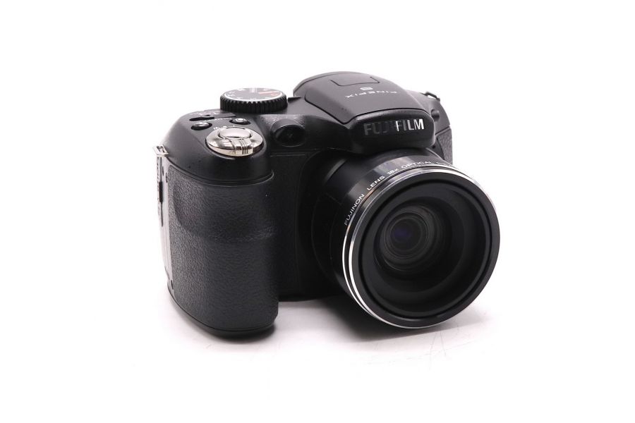 Компактная фотокамера Fujifilm FinePix S2950