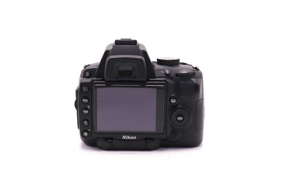 Фотоаппарат Nikon D5000 kit (пробег 12270 кадров)