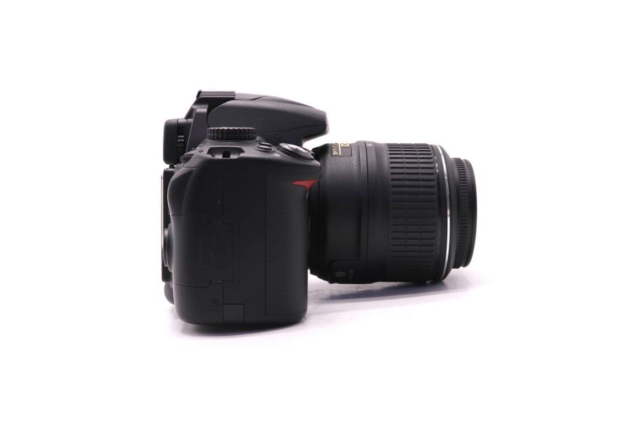 Фотоаппарат Nikon D5000 kit (пробег 12270 кадров)