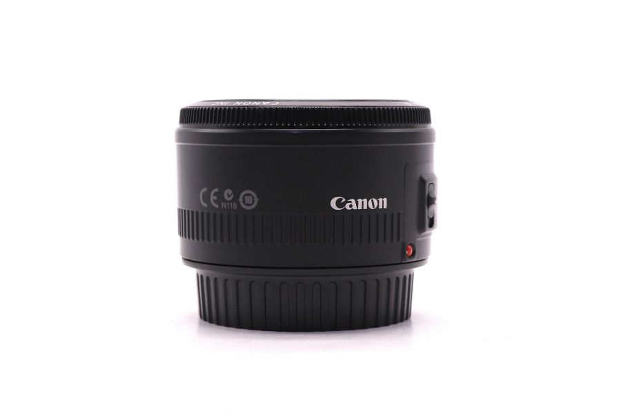 Стандартный Canon EF 50mm f/1.8 II в упаковке