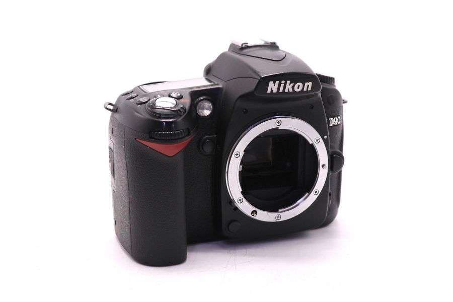 Nikon D90 body (пробег 94355 кадров)