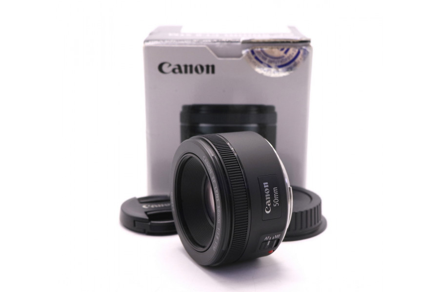 Стандартный Canon EF 50mm f/1.8 STM в упаковке
