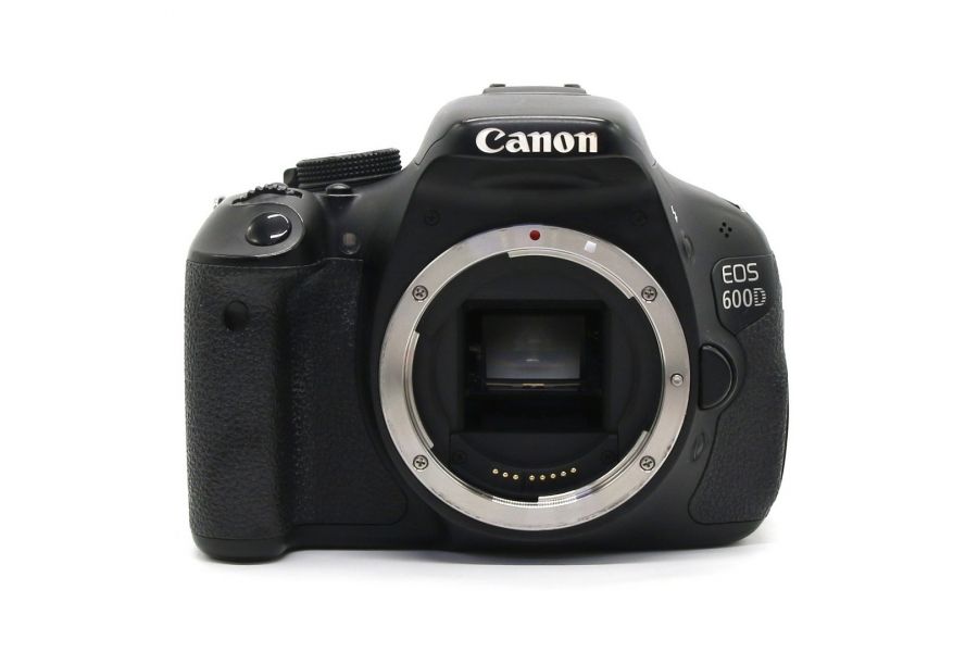 Canon EOS 600D body (пробег 13230 кадров)