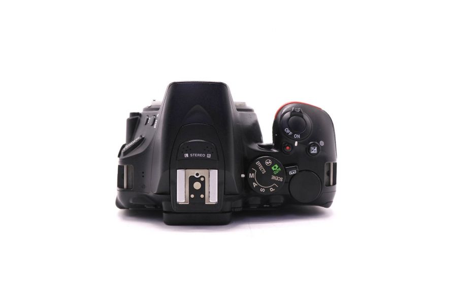 Nikon D5500 body (пробег 17075 кадров)