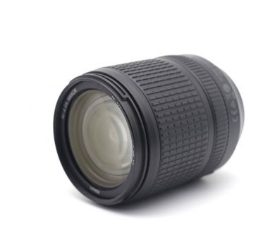 Объектив Nikon 18-140mm f/3.5-5.6G ED AF-S VR DX Zoom-Nikkor
