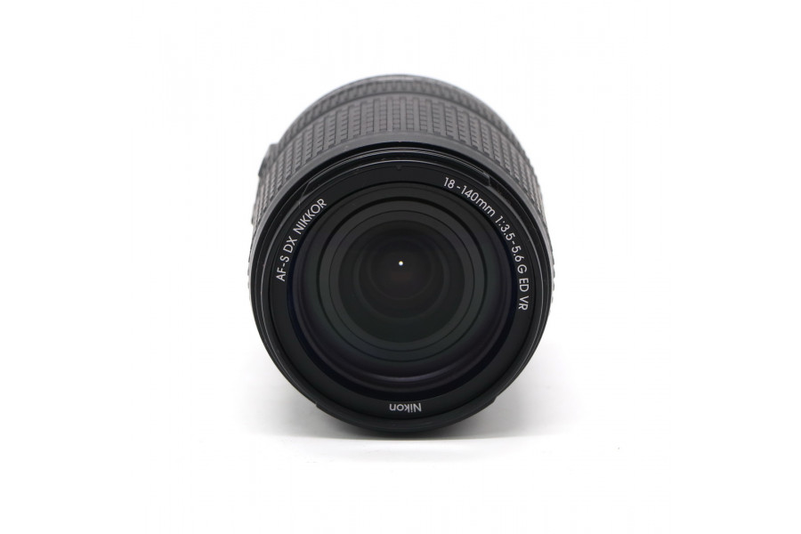 Объектив Nikon 18-140mm f/3.5-5.6G ED AF-S VR DX Zoom-Nikkor