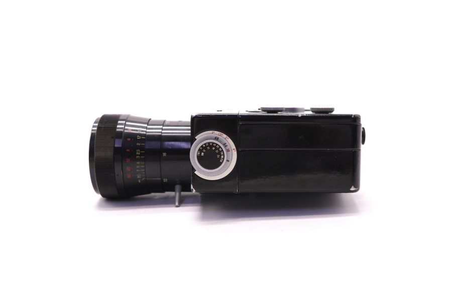 Кинокамера Ломо Лантан черная (СССР, 1973)