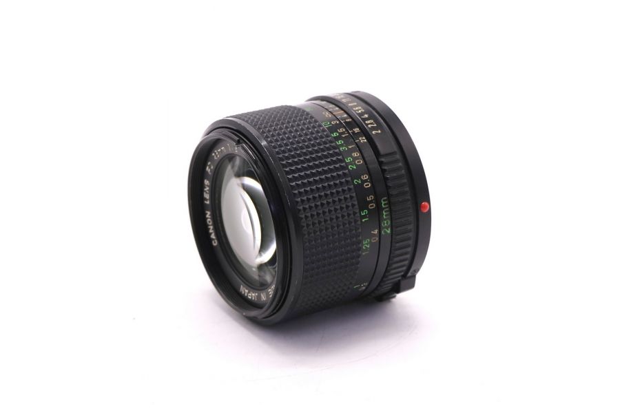 Для пейзажей и уличной съёмки Canon FD 28mm f/2.0