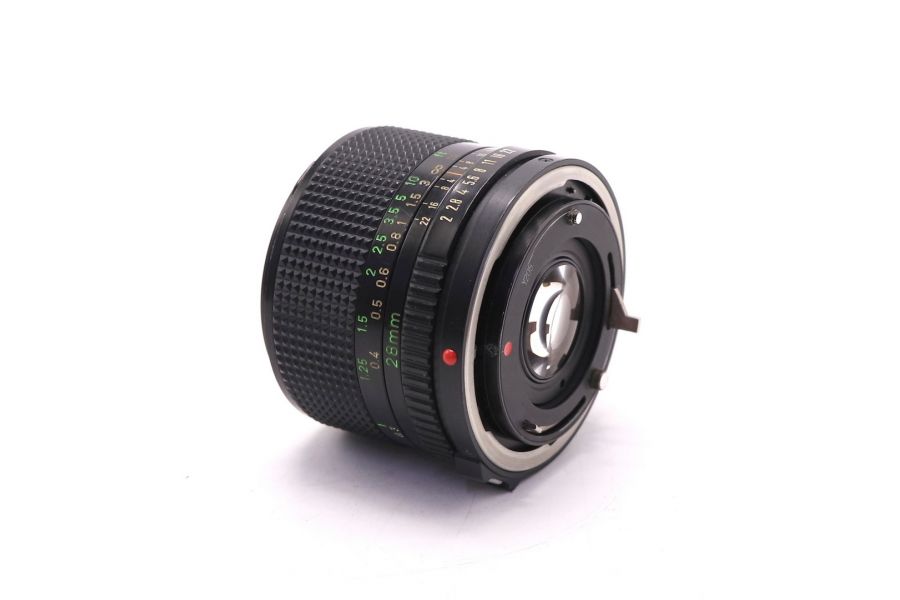 Для пейзажей и уличной съёмки Canon FD 28mm f/2.0