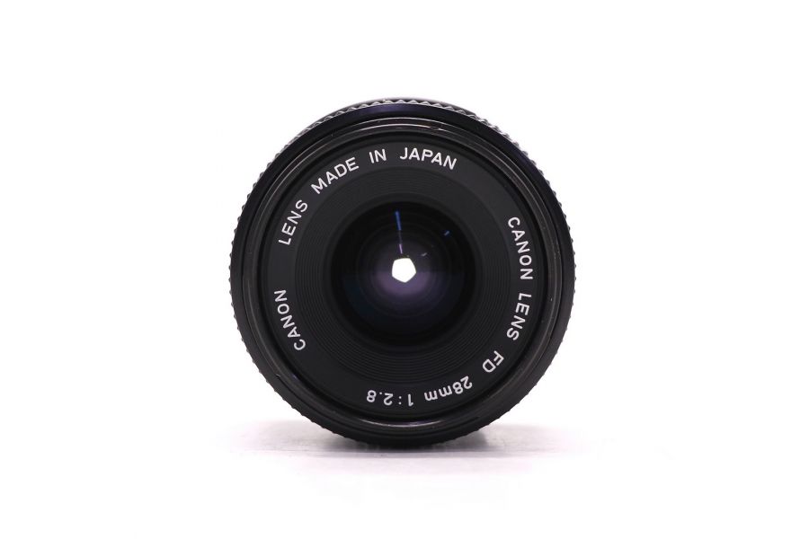Canon FD 28mm f/2.8 компактный и лёгкий объектив
