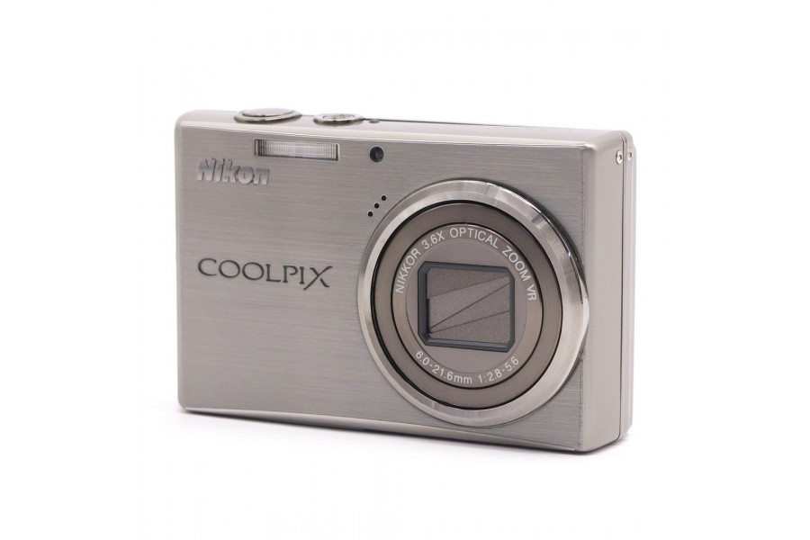 Компактная цифровая камера Nikon Coolpix S710