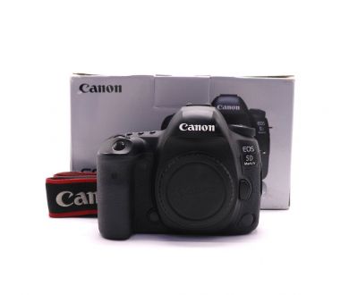 Canon EOS 5D Mark IV body в упаковке (пробег 133800 кадров)