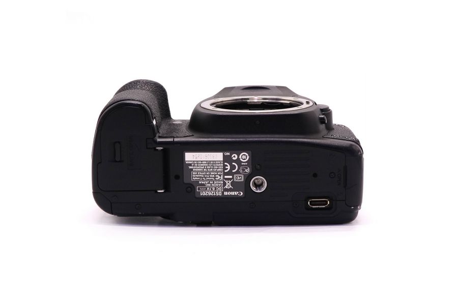 Canon EOS 5D Mark II body (пробег 58960 кадров)