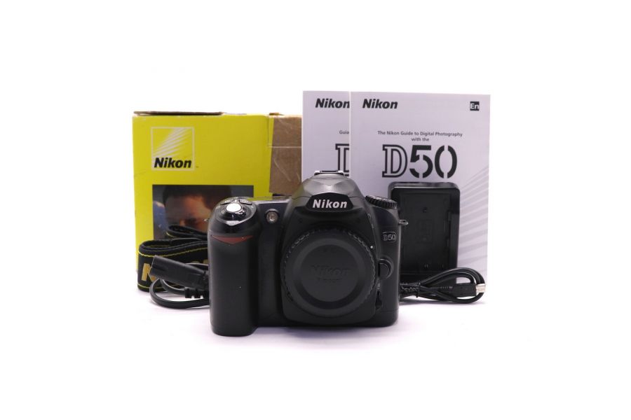 Nikon D50 body в упаковке (пробег 27390 кадров)