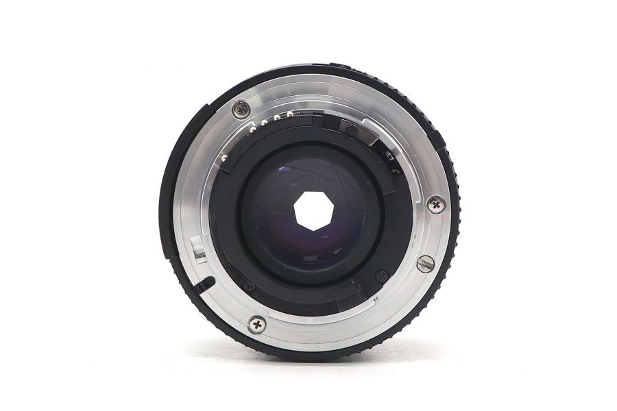 Компактный  объектив Nikon 50mm f/1.8D AF Nikkor