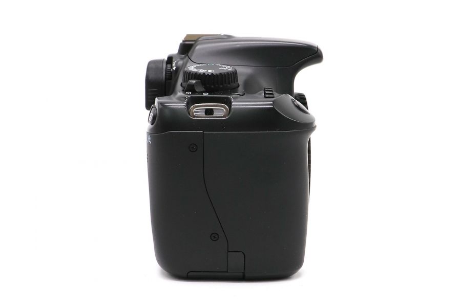 Камера Canon EOS 1100D body (пробег 8200 кадров)