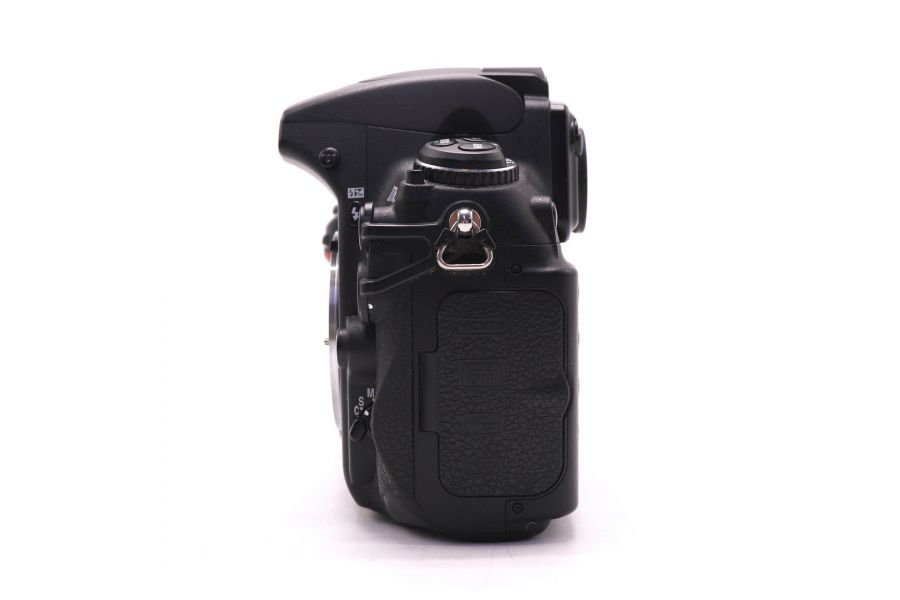 Nikon D700 body (пробег 2000 кадров)