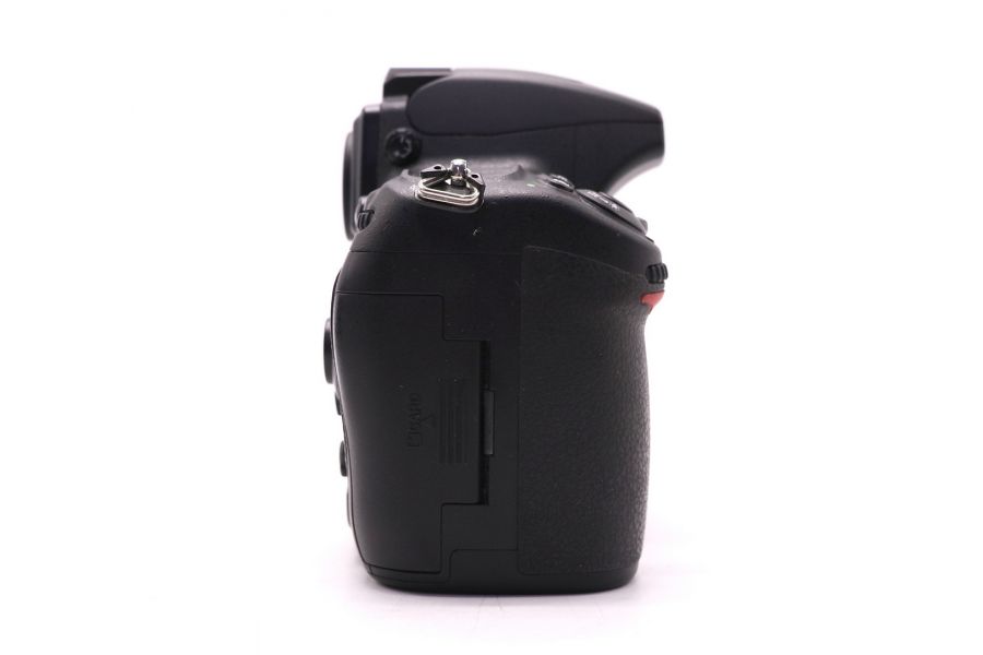 Nikon D700 body (пробег 2000 кадров)