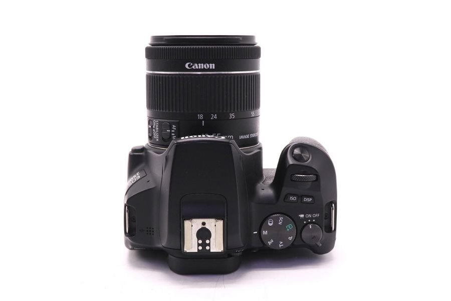 Canon EOS 250D kit в упаковке (пробег 25000 кадров)