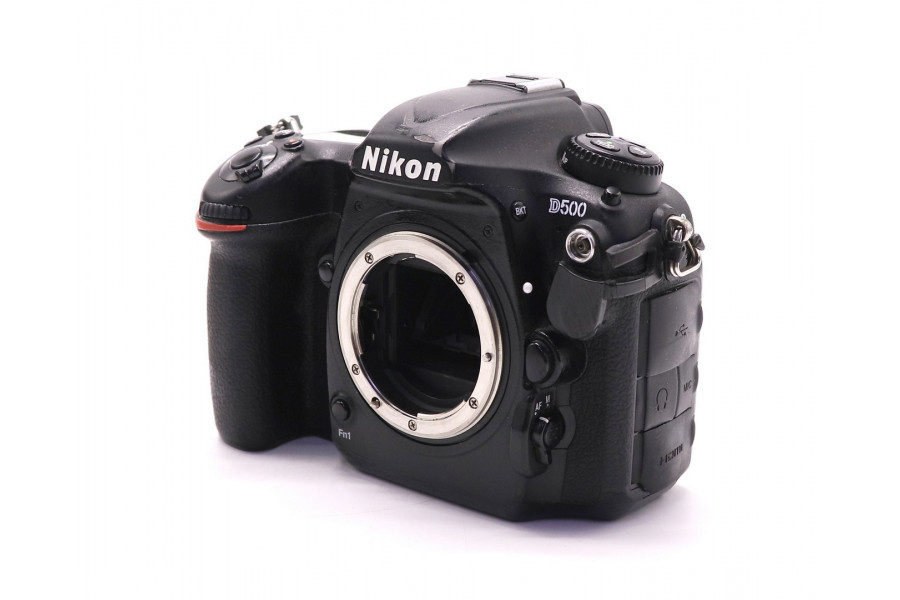 Nikon D500 body в упаковке (пробег 535360 кадров)
