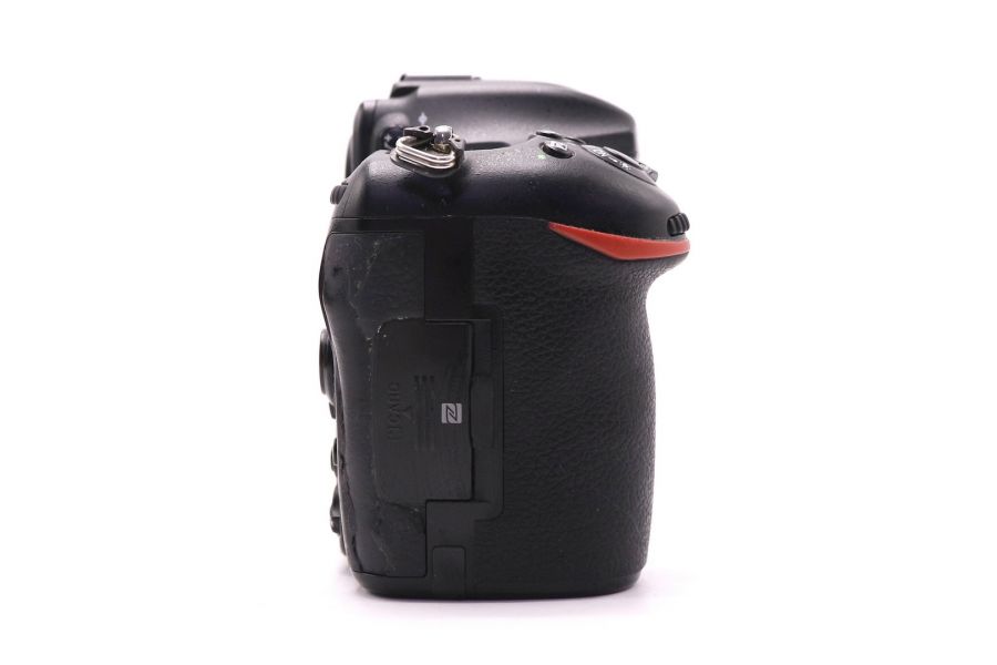 Nikon D500 body в упаковке (пробег 535360 кадров)