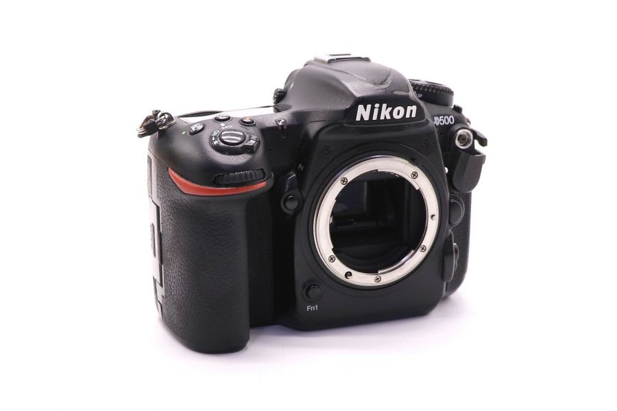 Nikon D500 body в упаковке (пробег 535360 кадров)