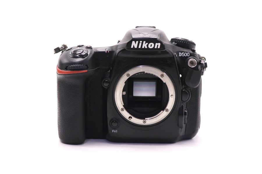 Nikon D500 body в упаковке (пробег 535360 кадров)