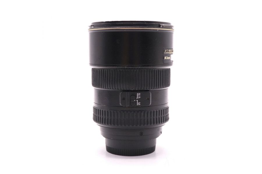 Зум-объектив Nikon 17-55mm f/2.8G ED-IF AF-S DX