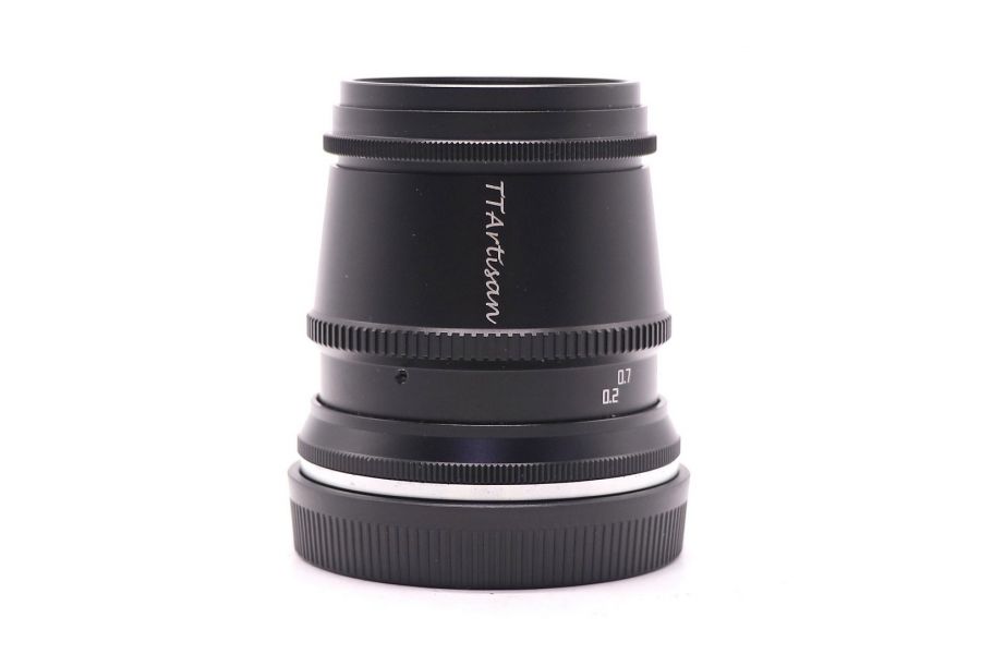 TTartisan 17mm f/1.4 for Canon EF-M в упаковке