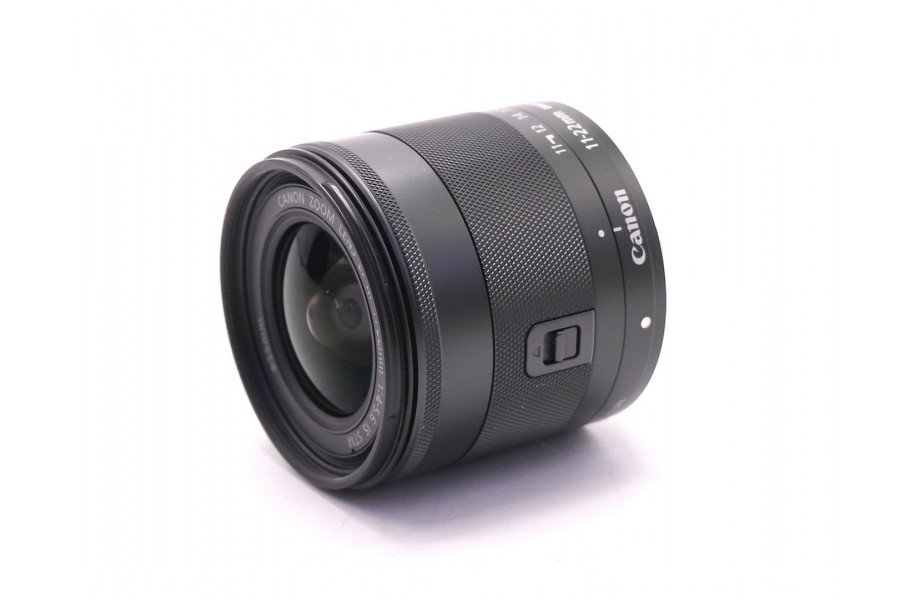 Canon EF-M 11-22mm f/4-5.6 IS STM в упаковке