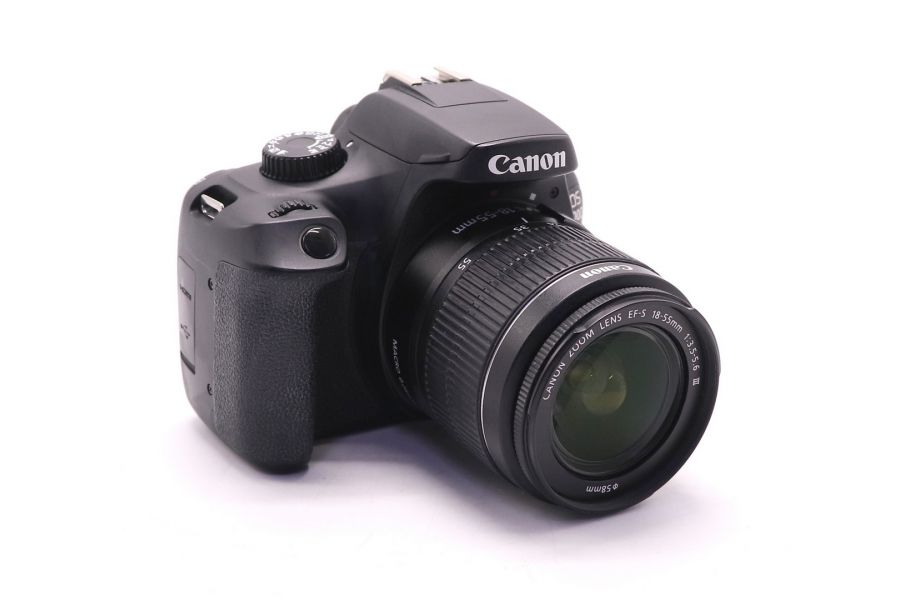 Canon EOS 4000D kit (пробег 22780 кадров)