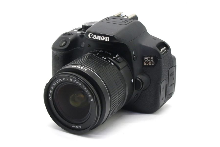 Камера Canon EOS 650D kit (пробег 8435 кадров)