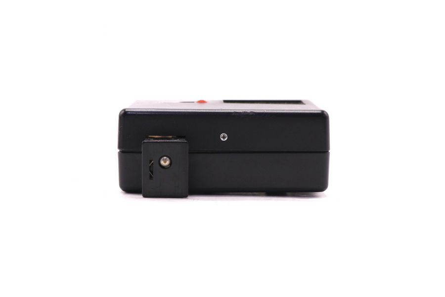 Компактная фотовспышка Rollei E20C в упаковке