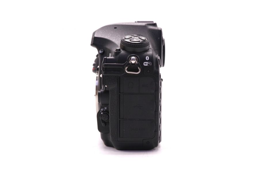 Nikon D850 body в упаковке (пробег 577645 кадров)