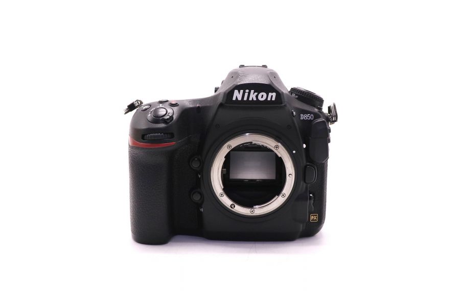 Nikon D850 body в упаковке (пробег 577645 кадров)