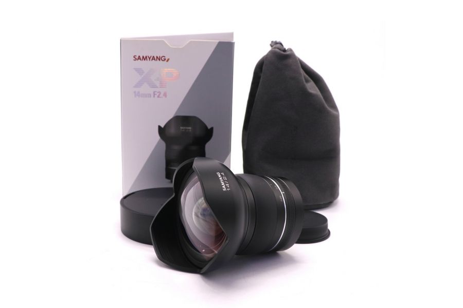 Объектив Samyang XP 14mm f/2.4 Canon EF в упаковке