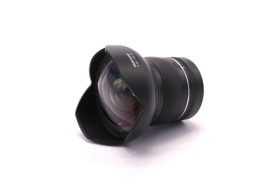 Объектив Samyang XP 14mm f/2.4 Canon EF в упаковке
