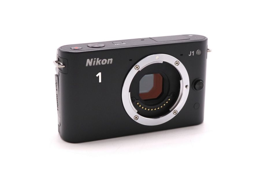 Компактный Nikon 1 J1 body (пробег 95 кадров)