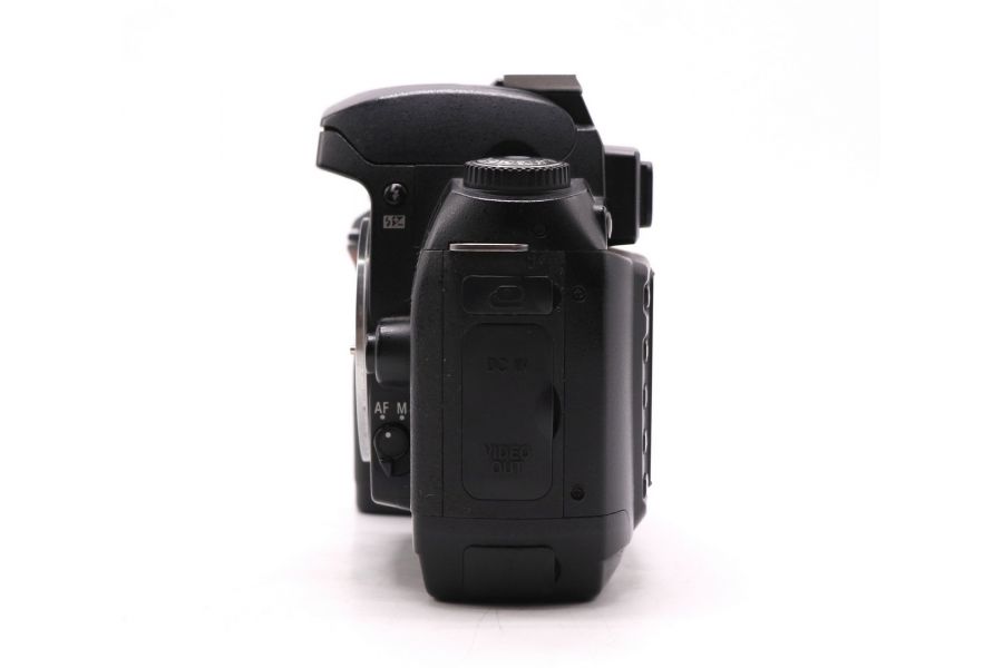 Фотоаппарат Nikon D70s body (пробег 43015 кадров)