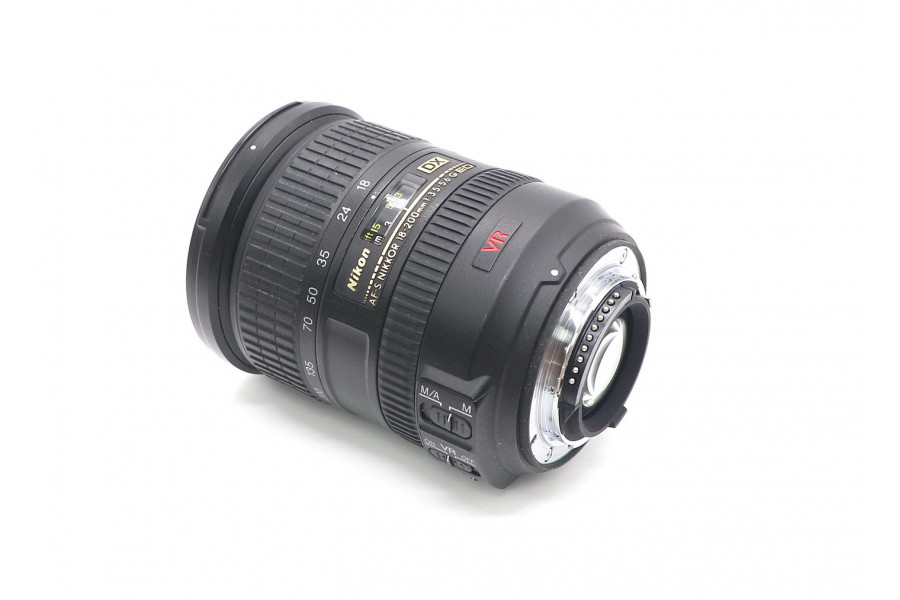 Объектив Nikon 18-200mm f/3.5-5.6G ED AF-S VR DX Nikkor