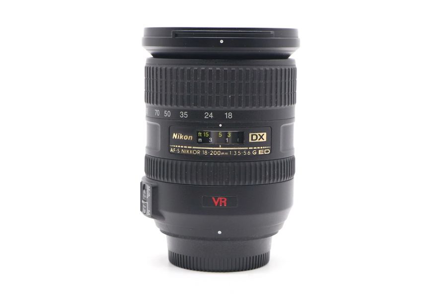Объектив Nikon 18-200mm f/3.5-5.6G ED AF-S VR DX Nikkor