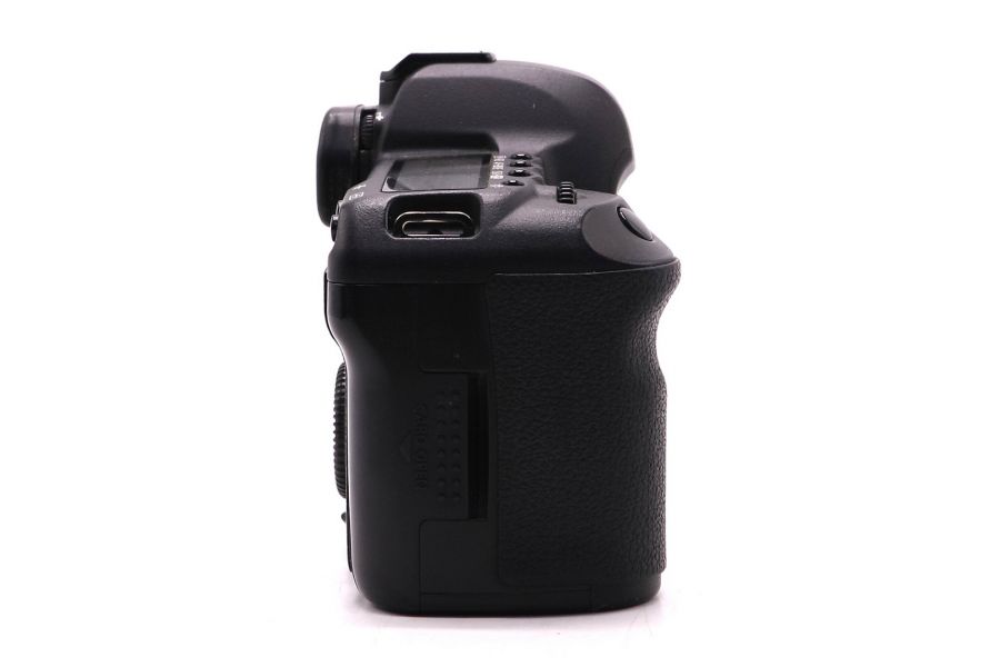 Canon EOS 5D Mark II body (пробег 206545 кадров)