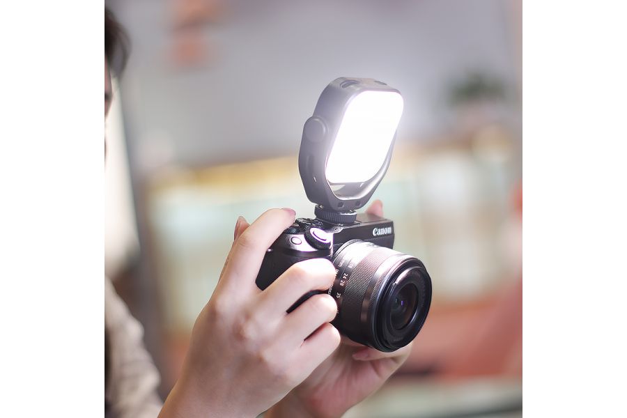 Осветитель Ulanzi VL66 3200-6500 K 5 Вт 2000 мАч