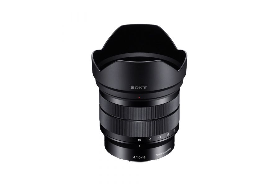 Sony 10-18mm f/4 (SEL-1018) в упаковке
